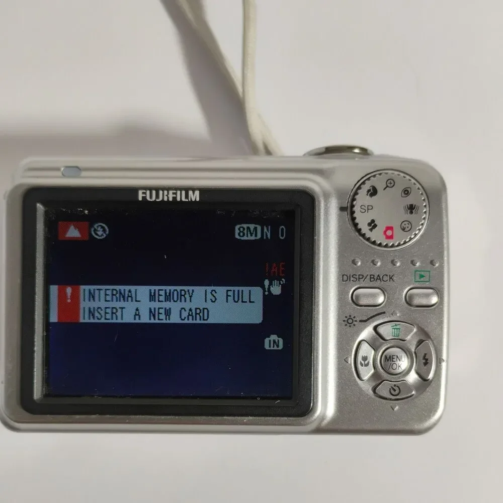 FUJIFILM FinePix A800 8.3MP Digital Camera AA Battery Compatible Excellent